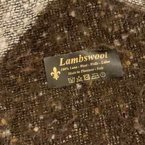 Amazing wrap, made and purchased in Florence, Italy. Soooo soft! Mint condition